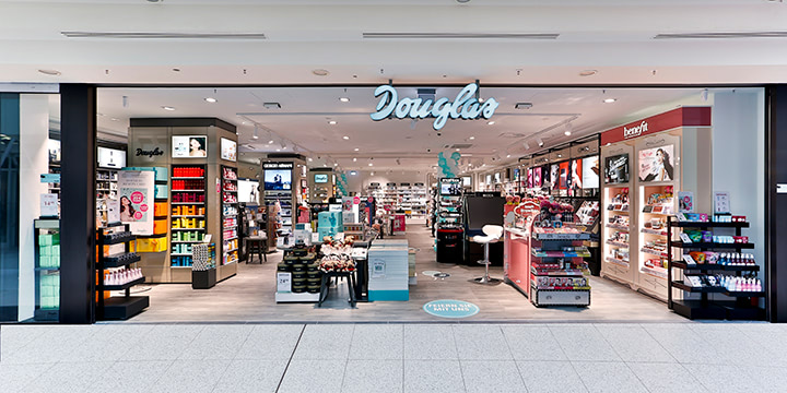 DOUGLAS Gropius Passagen Berlin, facade view